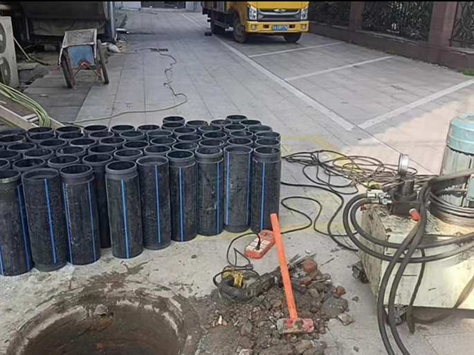 胶州PE置换管厂家 DN315置换管 非开挖管短管置换